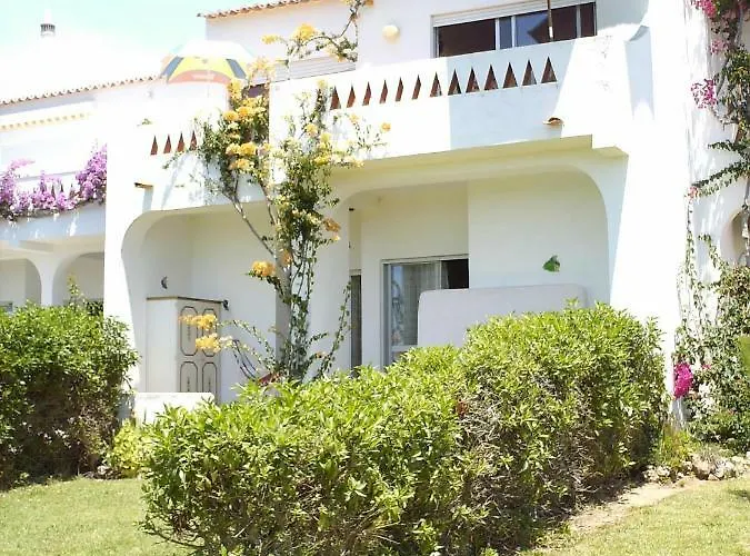 Casa Formiga Villa Porches (Algarve)